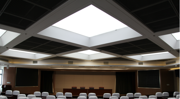 论常州市少年科学艺术宫三期工程施工重点与难点